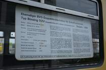 Typenschild am Fenster eines Büssing D2U.