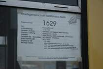 Typenschild am Fenster eines Büssing D2U.