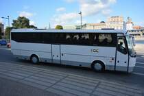 Aus Ungarn kommt dieser VDL Bova mit dem Kennzeichen MAK-120. Aufgenommen am 16.09.2014 Innenstadt Stockholm. 