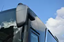 Detailaufnahme von einem Spiegel eines Setra S 416 HDH mit dem Kennzeichen BGY 713 am 16.09.2014 in Stockholm.