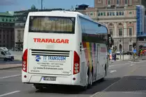 Aus Lettland kommt dieser Volvo 9700 mit dem Kennzeichen FJ-9700. Aufgenommen am 16.09.2014 Stockholm.