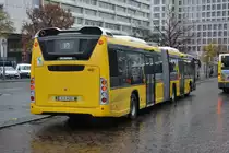 Scania Citywide der BVG mit dem Kennzeichen B-V 4432 auf der Linie X9 am Bahnhof Zoo. Aufgenommen am 19.11.2014.