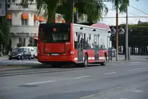 Am 16.09.2014 fährt EHZ 116 (MAN Lion's City Hybrid) auf der Linie 52. Aufgenommen in Stockholm.