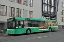 MAN Bus 826 auf der Linie 33 an der provisorischen Endhaltestelle in der Spiegelgasse. Die Aufnahme stammt vom 14.10.2014.