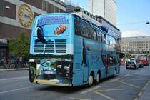 RJH 922 (Ayats) auf Sightseeing Tour durch Stockholm. Aufgenommen am 16.09.2014 Sergels torg.