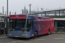 . Mercedes Benz Citaro abgestellt in der Nähe des Hbf Köln, gesehen am 20.11.2014. 
Der B.O.J.E. ist ein umgebauter Linienbus, der Jugendlichen und jungen Erwachsenen aus dem Kölner Bahnhofsmilieu als Kontakt- und Anlaufstelle zur Verfügung steht.