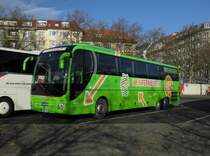 Ein MAN Lions Coach C von Mein Fernbus (Fa.Wunder, Hollfeld) am Berliner ZOB, 23.11.14