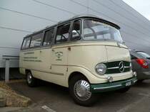 Mercedes-Benz O 319 am Rande der International Motor Show in Luxemburg am 25.11.2012