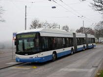 VBZ - Trolleybus Nr.75 unterwegs auf der Linie 32 in Zürich am 30.11.2014