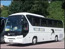 Neoplan Tourliner von Reise-Schieck/Weltenbummler aus Deutschland im Stadthafen Sassnitz am 10.08.2013