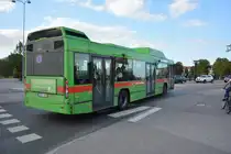 XUU 590 (Volvo 7700 CNG) am 17.09.2014 im herzen von Eskilstuna.