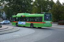 EUZ 411 (Volvo 7700 CNG) mitten in Eskilstuna am 17.09.2014. 