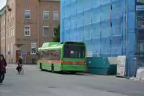 UWZ 194 (Volvo 7700) wurde am 17.09.2014 in Eskilstuna Rademachergatan aufgenommen.
