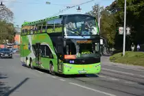 DKJ 992 (Ayats) auf Stadtrundfahrt am 18.09.2014 Stockholm Djurgårdsvägen.