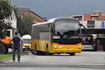 TPM, Mesocco. MAN Lion's Regio (GR  108'004, ex Mutti, Mesocco) abgeschleppt zur Garage (und MAN Werkstatt) der PostAuto-Regie Bellinzona. (12.8.2014)