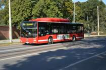 ALO 322 (MAN Lion's City CNG) auf der Linie 44 am 18.09.2014 Stockholm Djurgårdsvägen.
