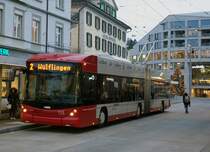 STADTBUS WINTERTHUR: HESS SWISSTROLLEY Nr. 115 vor dem Bahnhof Winterthur am 10. Dezember 2014.
Foto: Walter Ruetsch