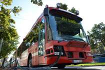 UYC 270 (Volvo 8500) abgestellt an der Östra station Stockholm am 18.09.2014. 