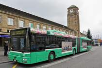 MAN Bus 762 auf der Linie 30 an der Endstation am Badischen Bahnhof. Die Aufnahme stammt vom 07.12.2014.