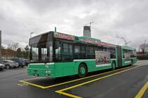 MAN Bus 762 wartet auf dem Hof der Garage Rankstrasse auf den nächsten Einsatz. Die Aufnahme stammt vom 08.12.2014.