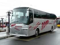 ROKO Aigle - BOVA Reisebus VD 1084 als Bahnersatz unterwegs fr die ASD nach Sepey beim Bahnhof von Aigle am 08.06.2008