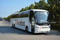 WUL 872 (Scania OmniExpress) auf dem Weg nach Örebro. Aufgenommen am 19.09.2014 Bahnhof Linköping.
