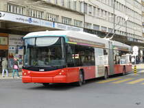 VB Biel - Hess-Swisstrolley BGT-N2C  Nr.59 unterwegs auf der Linie 1 in der Stadt Biel am 21.12.2014
