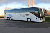 Setra 517 HD, Intertours Avenches, décembre 2014 
. Intertours, qui a repris les activités de Croisitours (avant Badan Voyages !), possède 2 Setra 517 HD en plus dans sa flotte !