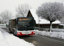 ASm: MAN Nr. 51 der Linie 58 mit neuem Anstrich bei Wiedlisbach auf der Fahrt nach Wangen a. A. am 28.12.2014.
Foto: Walter Ruetsch