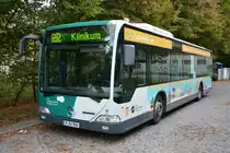 Am 25.09.2014 fährt P-AV 906 auf der Linie 692. Aufgenommen wurde ein Mercedes Benz O530 in Bornim.
