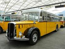 Postauto - Berna V8 CH2D  ZG 60156 in der Halle der Postautohaltestelle von Chur anlsslich der 150 Jahr Feier der Rheintallinie am 25.05.2008