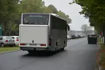 MTK-RS 610 erkämpft sich den Berg hoch zum Olympiastadion in Berlin. Aufgenommen wurde ein Mercedes Benz Tourismo am 26.09.2014.
