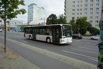 B-ML 5202 (Mercedes Benz O530) auf SEV Fahrt am 21.08.2014. Aufgenommen am Alexa Berlin.
