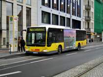 Mercedes-Benz O 530 II (Citaro Facelift) auf der Linie 142 nach Berlin Ostbahnhof an der Haltestelle Berlin-Mitte Invalidenpark.(23.12.2014)
