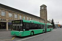 MAN Bus 782 auf der Linie 30 wartet an der Endstation am Badischen Bahnhof. Die Aufnahme stammt vom 29.11.2014.