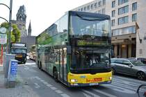 B-V 3429 auf der Linie 200 unterwegs. Aufgenommen wurde ein MAN Lion's City DD, Berlin Zoologischer Garten. 21.08.2014.
