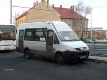 Iveco Stratos L 27 in Chomutov. Der DPCHJ endet am 31.12.2014 auf der Regionallinien. (25.12.2014)