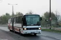Brandenburg, Kreuzung Wilhelmsdorfer-Straße am 12.04.2014 Vorbeifahrt eines Setra S219UL der Firma Buschmann und Winkelmann.
