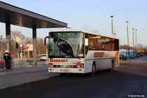 23.12.2014 der Setra S315UL der Firma Behrendt, Lehnin auf dem Brandenburger ZOB.