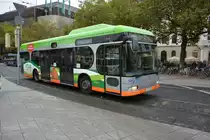 H-EH 354 fährt am 07.10.2014 auf der Linie 128. Aufgenommen wurde Mercedes Benz O530 Irvine, Hannover Hbf.
