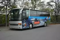 B-EK 314 steht am 25.10.2014 auf dem Rastplatz an der A115 beim Dreieck Funkturm. Aufgenommen wurde ein Setra 3xx.
