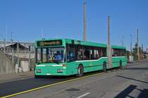 Mercedes O 405 733 auf der Linie 38 fährt zur Haltestelle Tinguely Museum. Die Aufnahme stammt vom 13.01.2015.