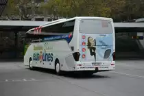 3AM-1893 (Setra S516 HD) kommt am 25.10.2014 aus Richtung Dresden, Aufgenommen am ZOB in Berlin.
