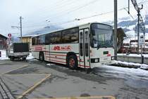 AFA NAW Nr. 39 fr die Sparenmoos Linie abgestellt beim Bahnhof Zweisimmen, 23.01.2015.