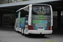 Am 25.10.2014 wird K-CS 928 (MAN Lion's Coach) nach Köln am Halt Berlin ZOB bereitgestellt.
