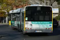 B-V 4188 unterwegs am 08.11.2014 auf der Linie M49. Aufgenommen wurde ein Solaris Urbino 18, Berlin Zoologischer Garten.
