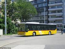 Citaro � Nr. 39 am 20.6.08 eim Bahnhof Wiedikon. Dieses Fahrzeug hat leider noch keine neue Nummer erhalten. Ob er je eine bekommen wird ist fraglich, denn er hat keine ZVV-Logos auf den T�ren, was heissen k�nnte, dass der ZVV kein Einfluss darauf hat, ob dieses Fahrzeug das neue Leitsystem braucht.
