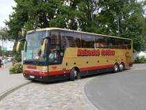 Van Hool Alicron,am 12.Juni 2014,am Busbahnhof in Binz.