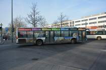 P-AV 909 wurde am 27.12.2014 auf Betriebsfahrt gesehen. Aufgenommen wurde ein Mercedes Benz Citaro, Potsdam Hauptbahnhof.
