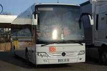 UEM-UR 38 (Mercedes Benz Tourismo) steht am 27.12.2014 auf dem Rastplatz an der A 115 (Avus).

